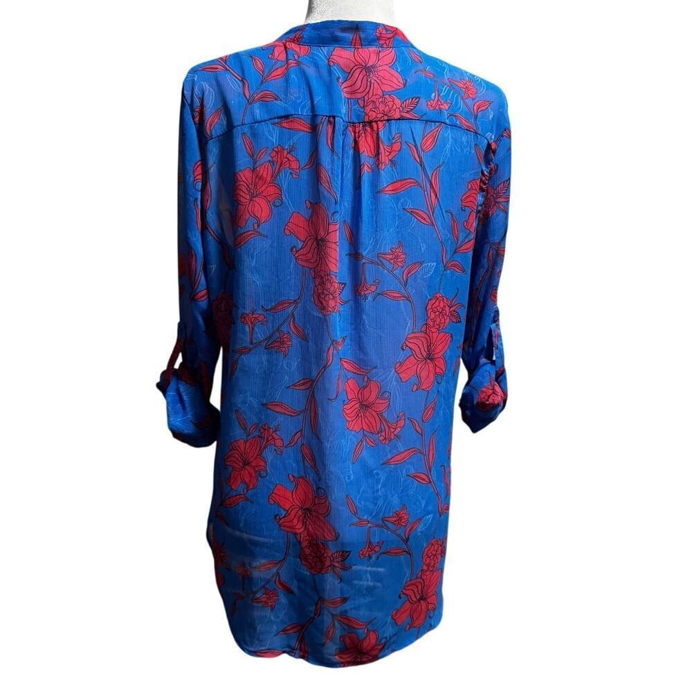 Kut from the Kloth Blue and Red Floral Button Front Blouse Size L - Picture 2 of 4